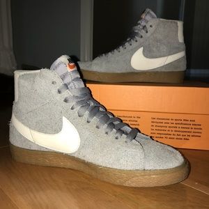 Nike Blazer Mid Women’s sneakers